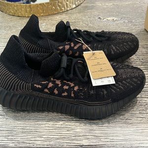 Brand New Style Yeezys priced to sell!
